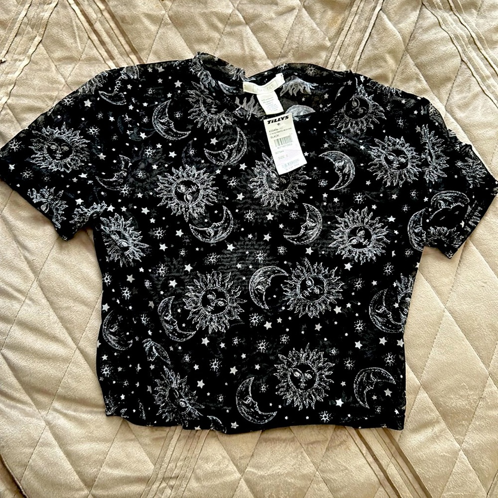 Full Tilt girls lightweight crop top